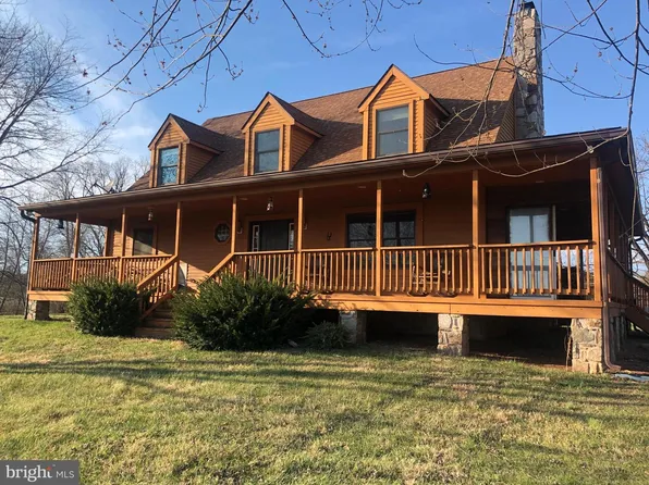 12550 Shoemaker Rd, Taneytown, MD 21787