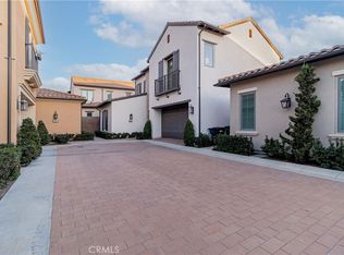 194 Villa Rdg, Irvine, CA 92602