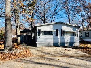 556 S Macintosh Ln, Muskegon, MI 49442