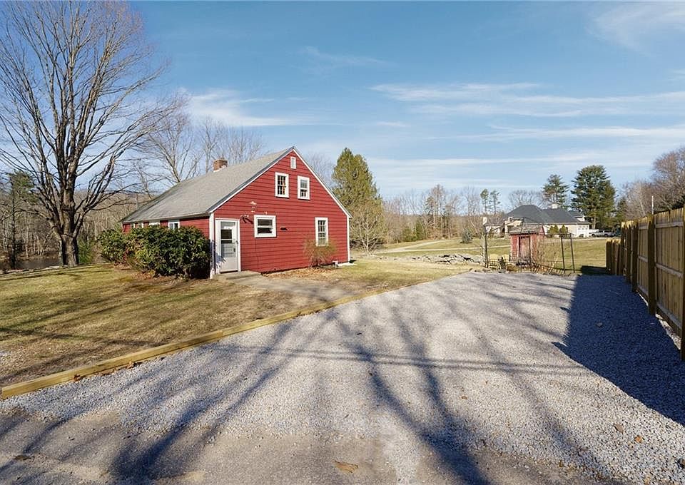 32 Tarkiln Rd, Chepachet, RI 02814 Zillow