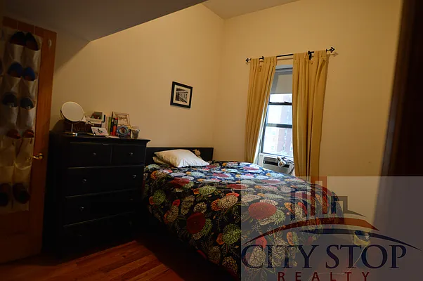 Rented by City Stop Realty | media 25