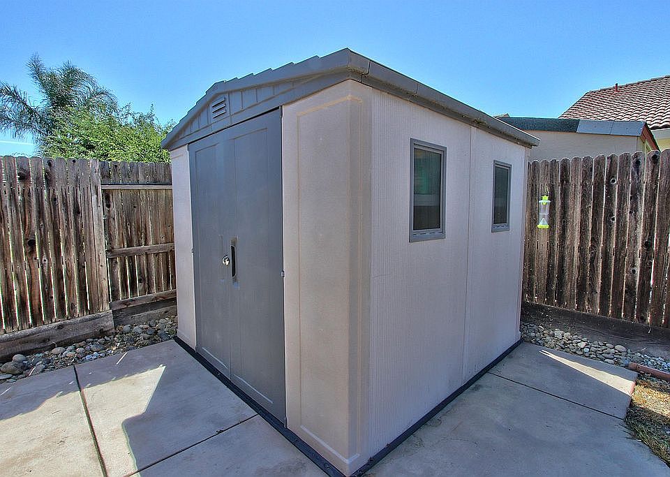2nd image of 5617 Birdview Way