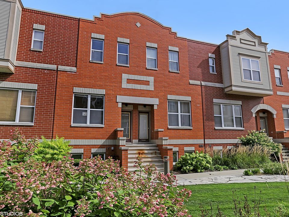 1st image of 3641 W Cornelia Ave Unit B
