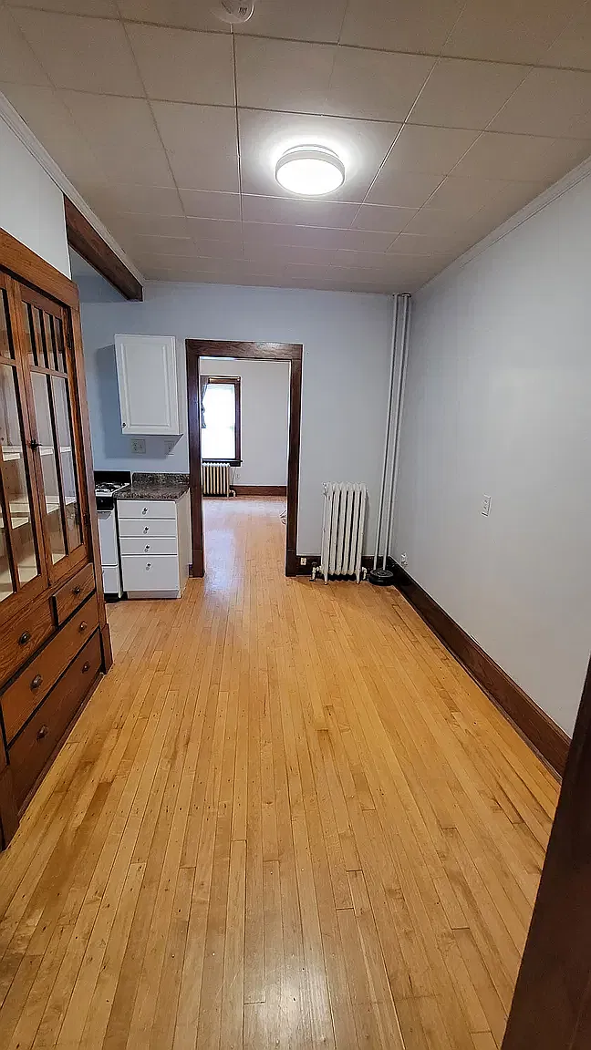 1 bed, 800 sqft, $1,150 — Photo 4