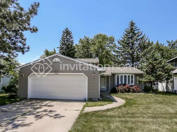 1563 S Tyler Rd, Saint Charles, IL 60174