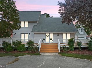 80 Potomac Ln, Colonial Beach, VA 22443