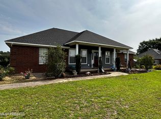 5100 Remington Rd, Moss Point, MS 39562