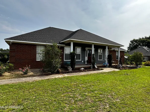 5100 Remington Rd, Moss Point, MS 39562