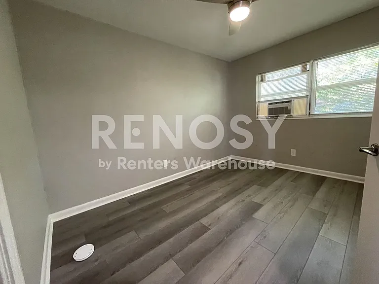 310 S Arcturas Ave #3 — Photo 13