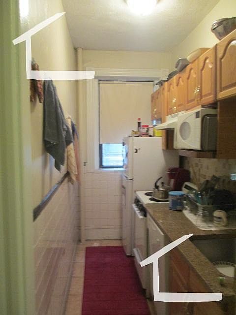 2nd image of 97 Saint Stephen St #Jc19
