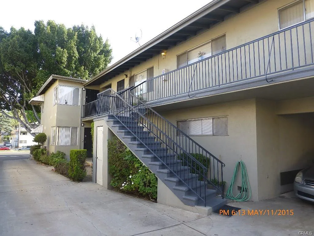 2 bed, 875 sqft, $2,250 — Photo 2