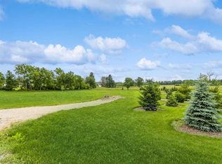 3020 Lynx Dr, Coggon, IA 52218