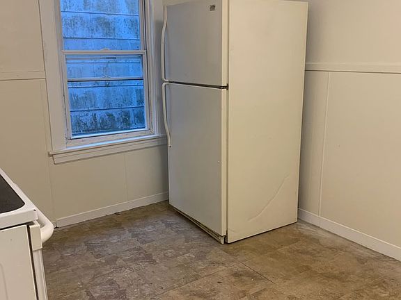 4th image of 48 Alfred St #202