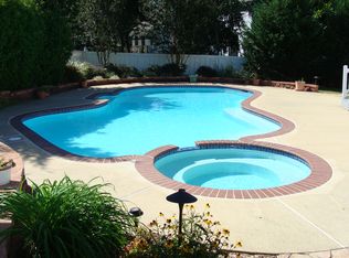 25 Brown Cir, Fredericksburg, VA 22405