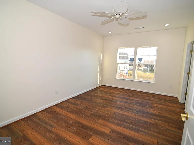7001 Chaptico Ct — Photo 97