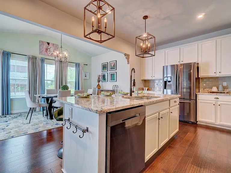 800 Corcormant Ln — Photo 16