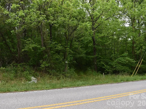 304 Moriah School Rd, Casar, NC 28020