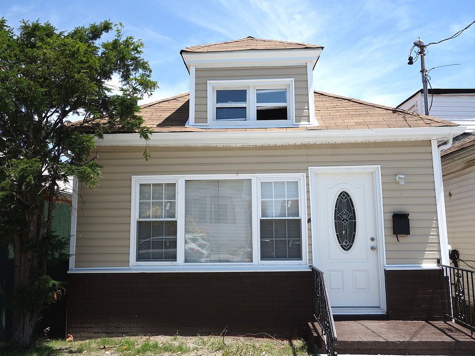 1st image of 426A Beach 47th St