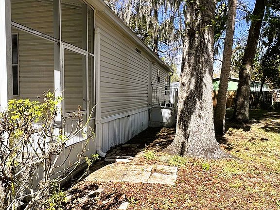 5th image of 2300 S Nova Rd #19