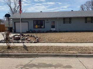 3327 36th St, Columbus, NE 68601