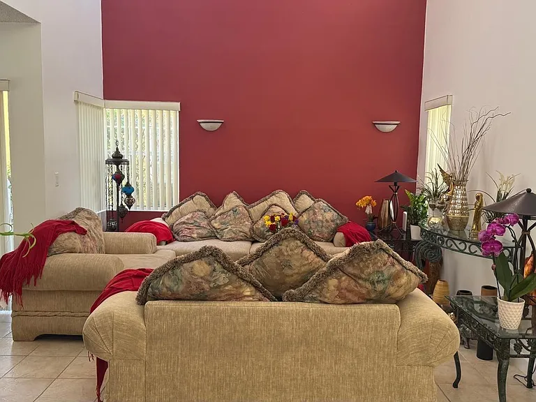 593 Bedford Ave — Photo 12