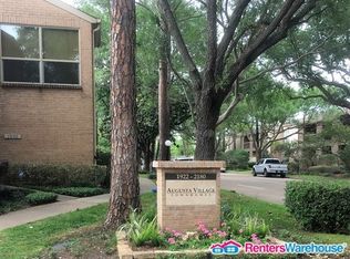 2086 Augusta Dr #6-53, Houston, TX 77057