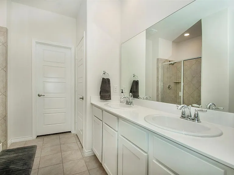 2348 Opaline Dr — Photo 14
