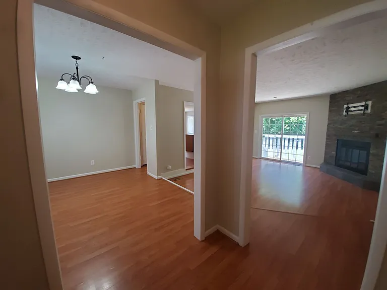 6400 Hollyhock Ct — Photo 2