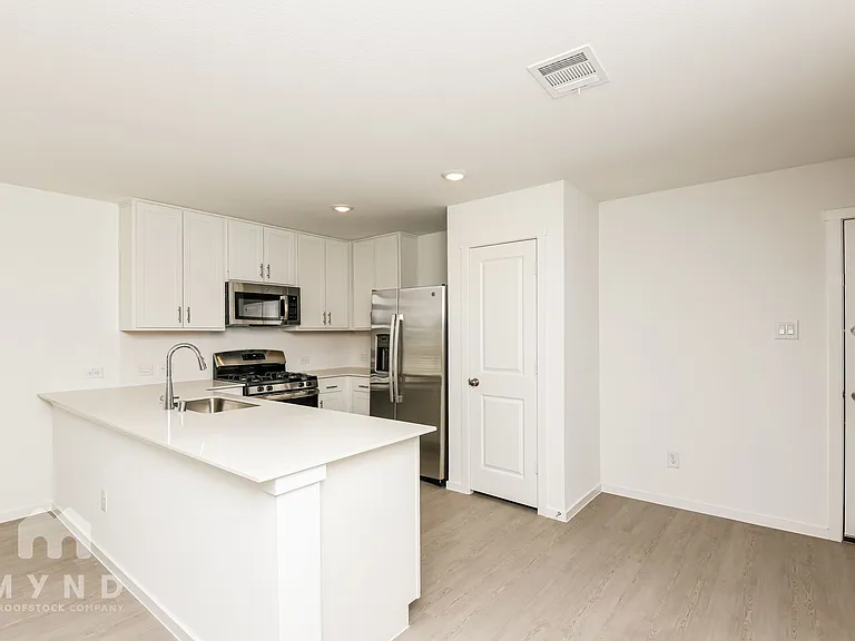 30 West Luxury Rental Homes — Photo 271