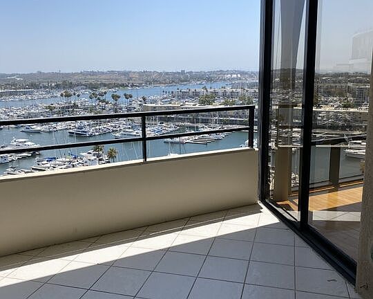 5th image of 4314 Marina City Dr Unit 1028