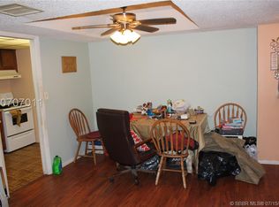 3740 Inverrary Dr APT 1A, Lauderhill, FL 33319