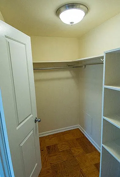 Dore Apartments — Photo 31