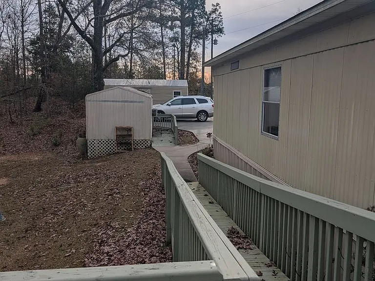 1019 Riser Rd — Photo 2