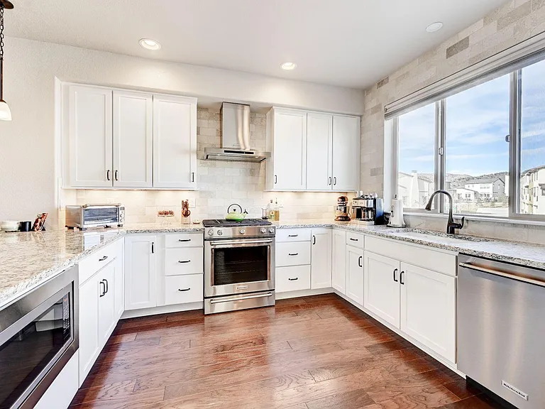 15515 W Washburn Ave — Photo 13