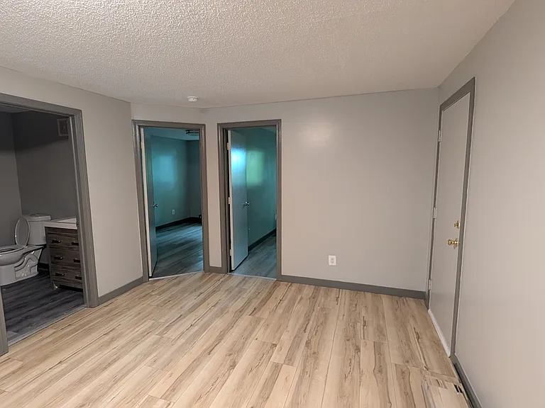 17-AB5 Regan St #5B — Photo 12