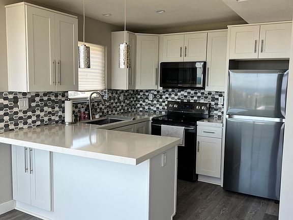 Newly redone kitchen