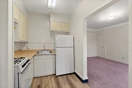 502 University Avenue Photo 1