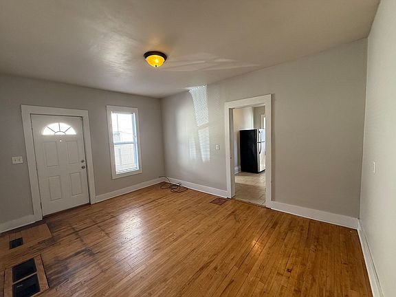 3rd image of 716 Butterworth St SW
