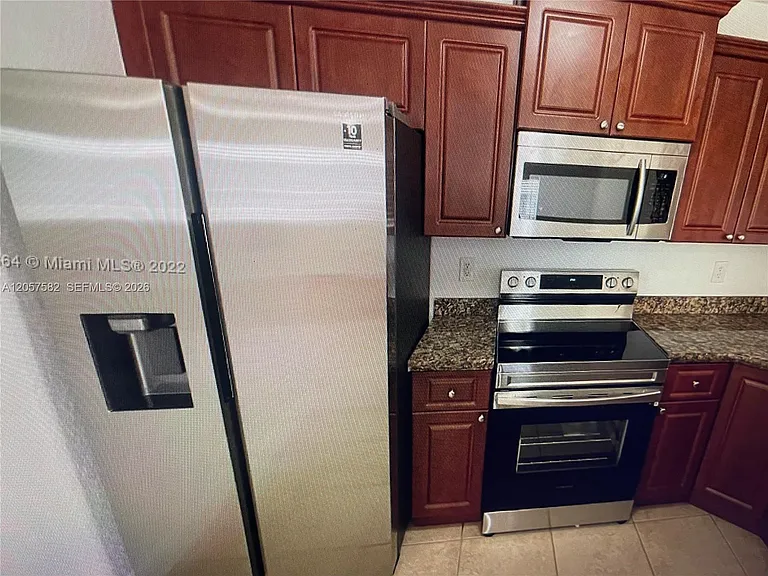 5881 NW 32nd Ave #5881 — Photo 3