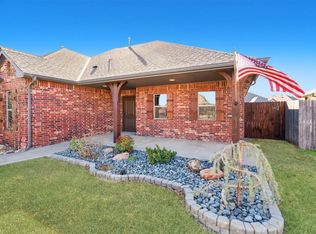 20644 Landmark Dr, Harrah, OK 73045