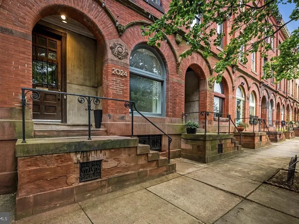 2024 Park Ave