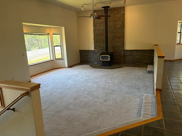 939 Fairway Ct — Photo 8
