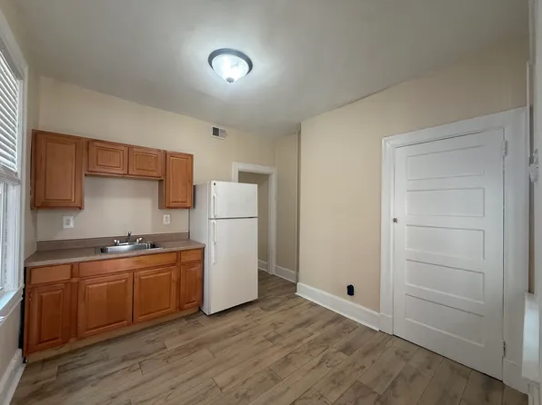 3631 Liberty Ave APT 2, Pittsburgh, PA 15201