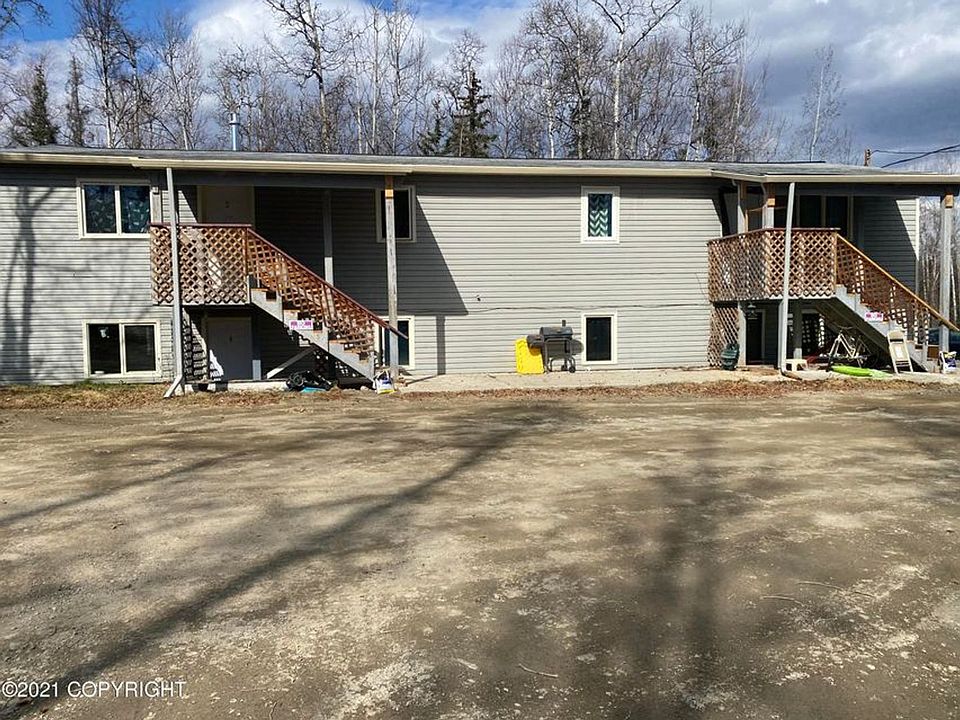 1st image of 1090 S Salmonberry St #3