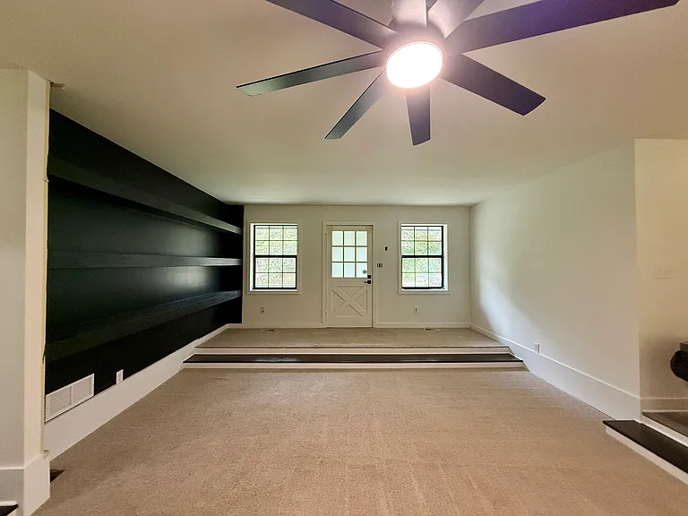 108 Allen Rd — Photo 21