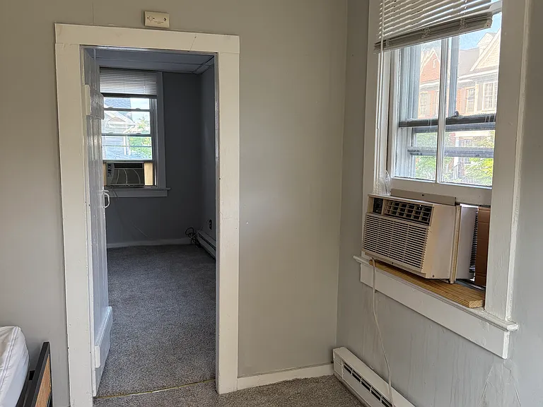 41 Dehart St #2 — Photo 21