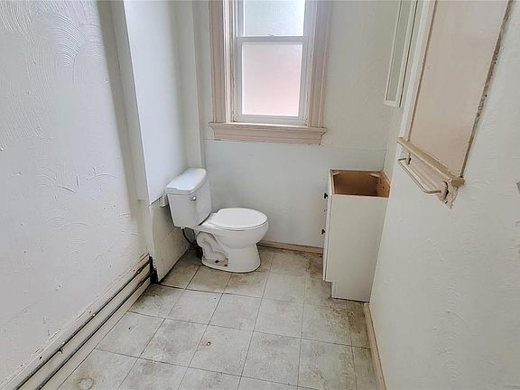 5th image of 4126 W Lee Ave