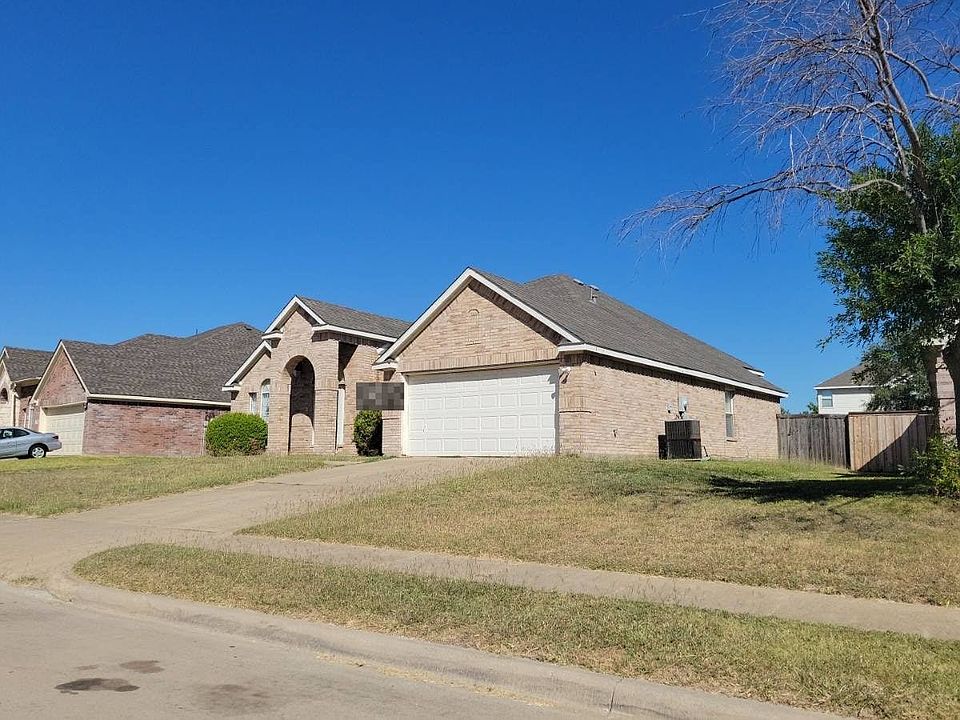 2nd image of 1023 Streamside Dr