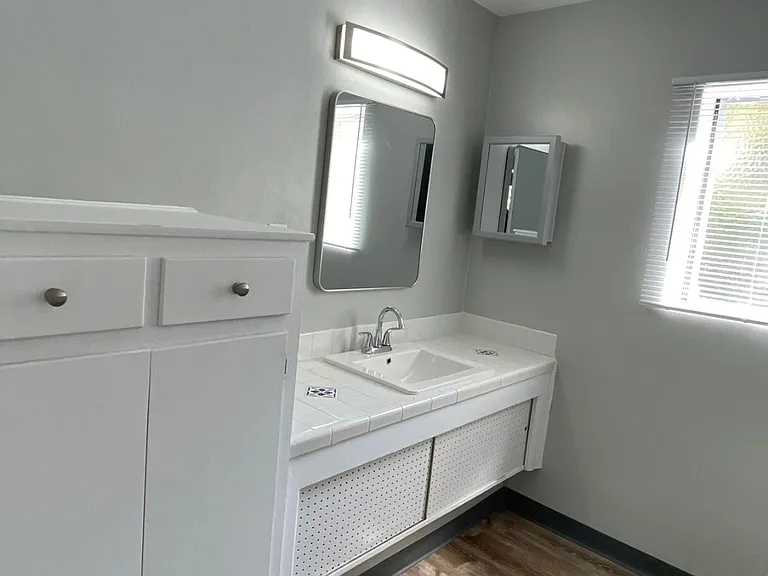 1675 Amberwood — Photo 30
