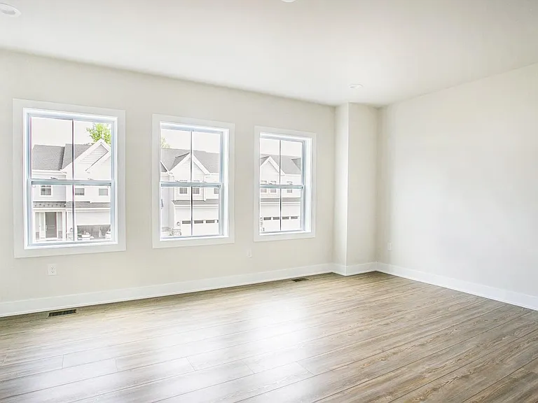 665 Levering St #665 — Photo 19